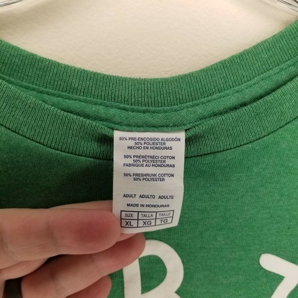 MENS PUG Dog Lovers Party Animal Tee T-Shirt Funny Christmas Holiday Shirt NWT - Picture 3 of 4